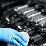 Nettoyage compartiment moteur sécuritaire